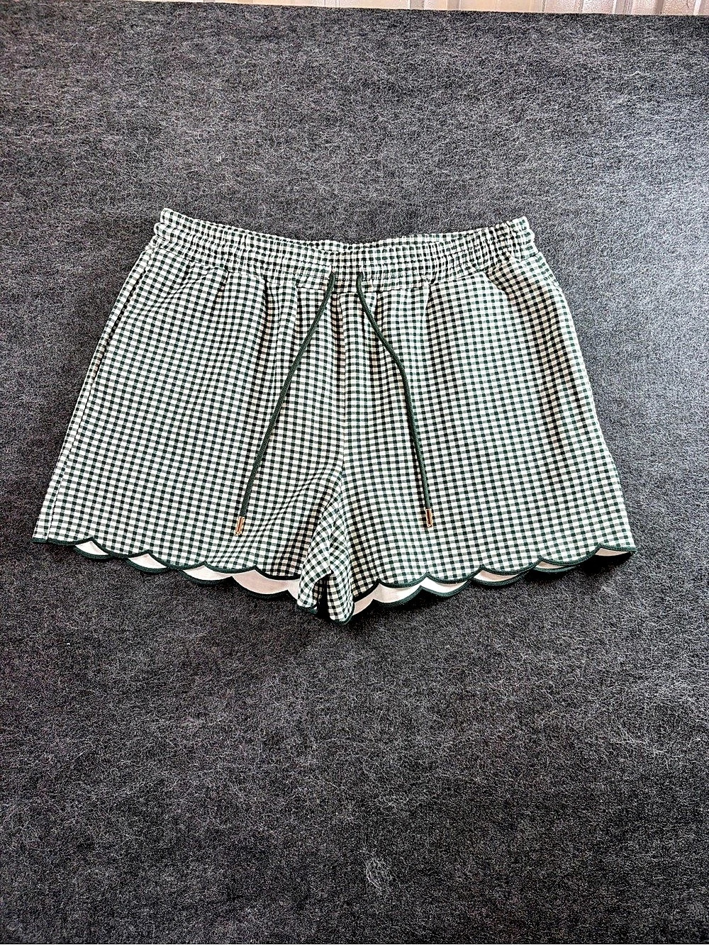 Entro Women’s Scottie Scalloped Shorts Gingham Size Large NWT